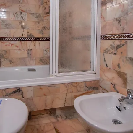 Nuestra Andalucia - Centro - Parking Cadix